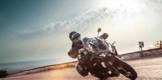 Kawasaki Versys 1000 SE Skyhook: ancora più confort Kawasaki Versys 1000 SE Skyhook