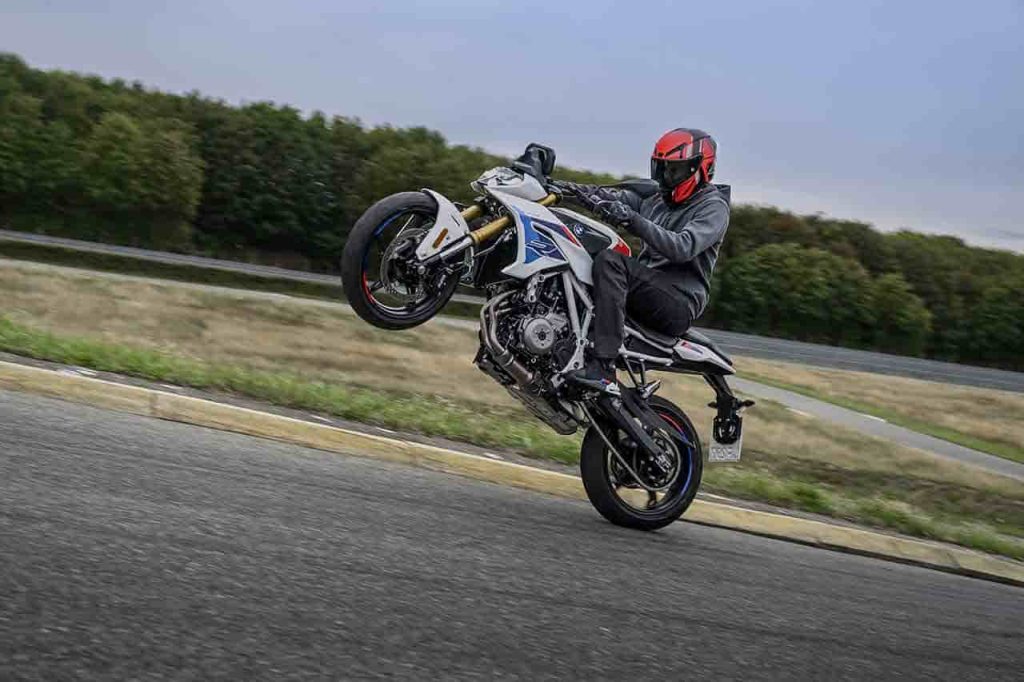 BMW F 450 R